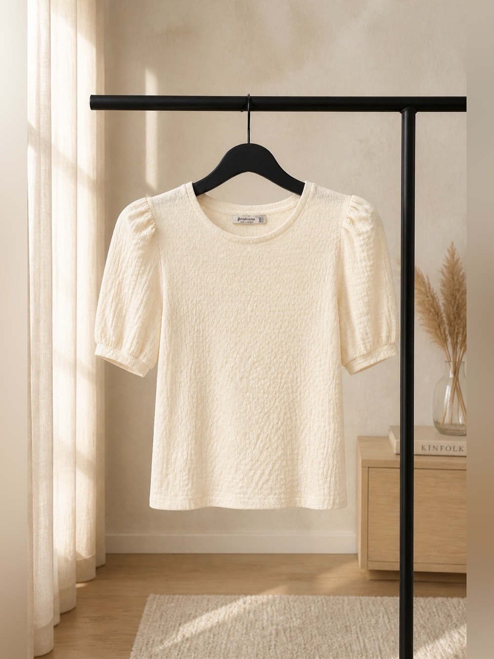 stradivarius Cream Puff Sleeve Knit Tee - Picture 3 of 6